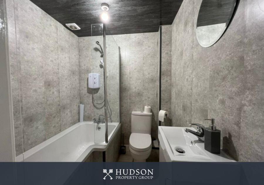 Open Plan Townhouse In Shrewsbury Villa Bagian luar foto